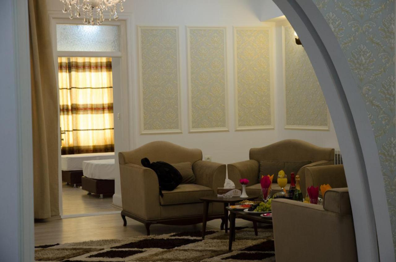 Arg Hotel Herat Exterior foto
