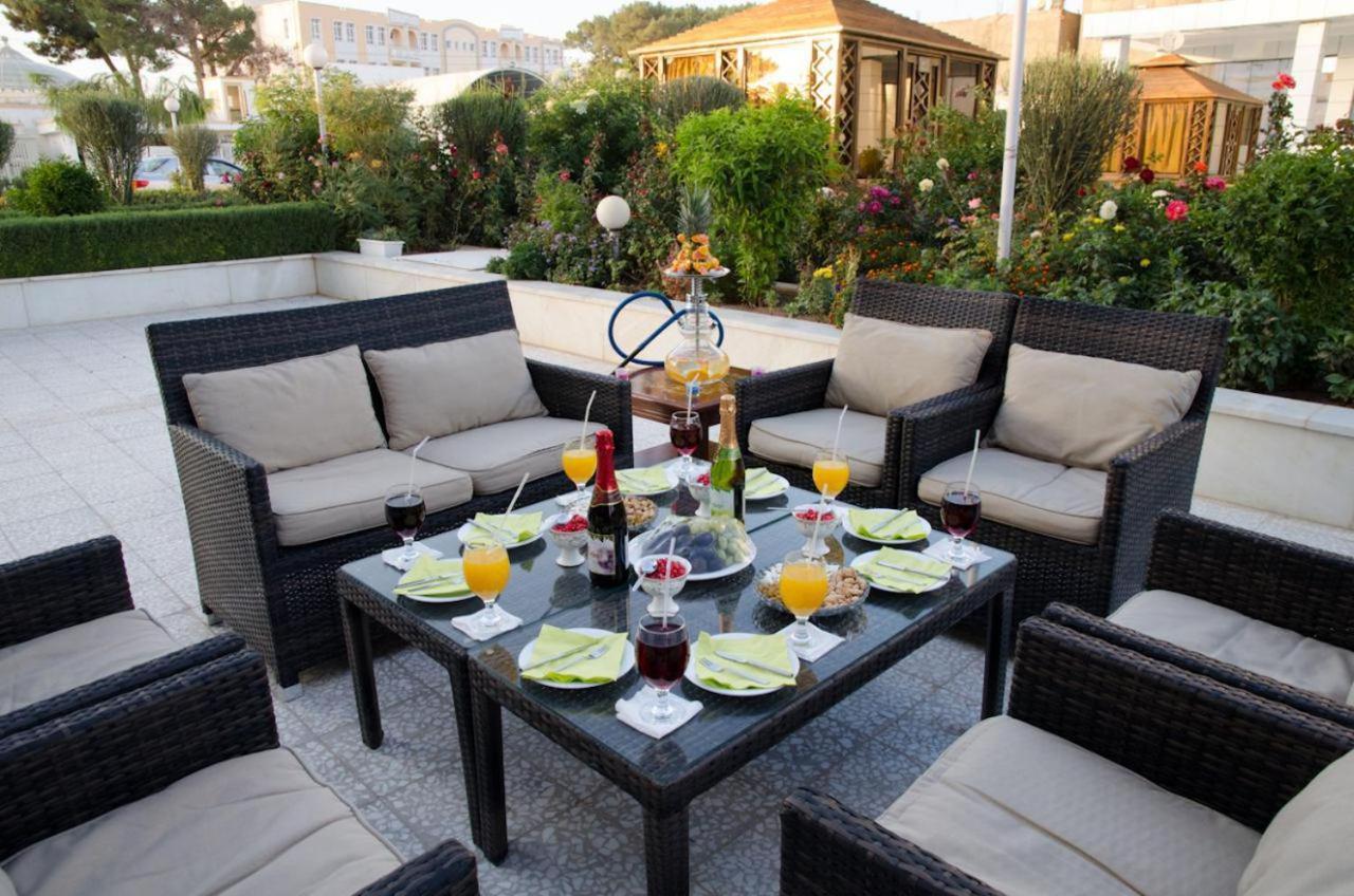 Arg Hotel Herat Exterior foto